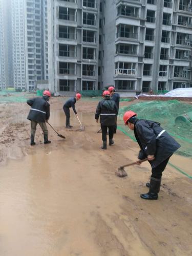 中秋佳節防汛忙