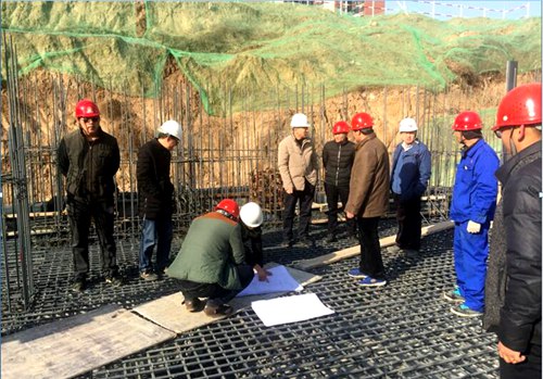 大秦置業(yè)公司：藍山水岸項目施工淡季建設忙