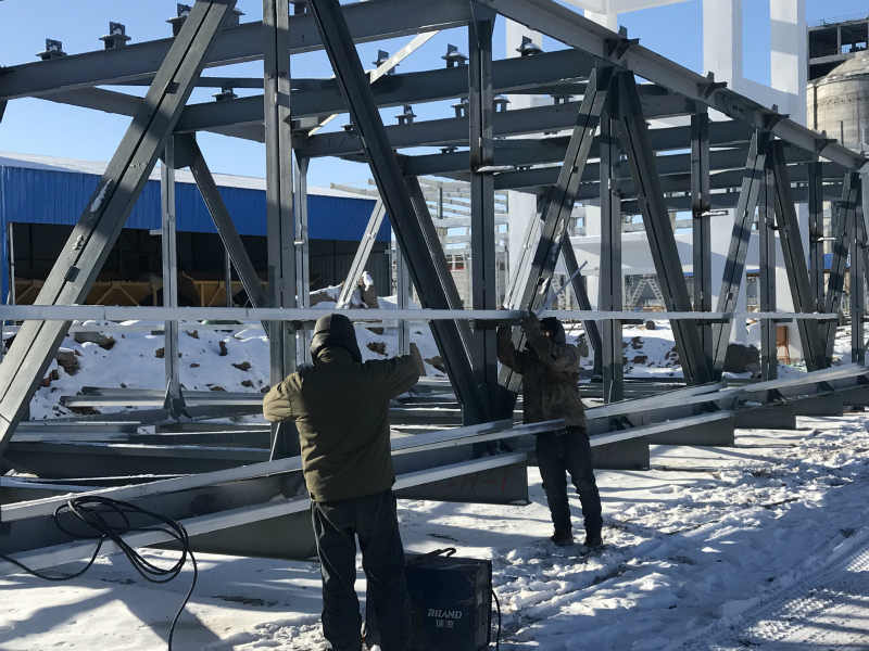 迎寒而上，項目建設無冬天