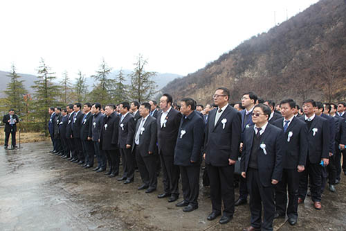 建設集團召開安全警示教育會暨安全生產例會