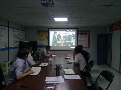 簽定家庭助廉承諾書 吹好廉潔從業“枕邊風”