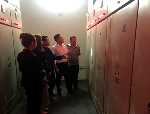 大秦置業公司：再緊神南華府小區物業管理“安全閥”