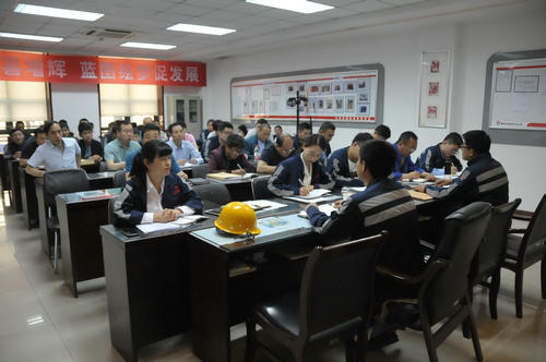 陜煤建設(shè)洗選煤運(yùn)營(yíng)公司：以“三個(gè)轉(zhuǎn)變”上緊生產(chǎn)“安全弦”