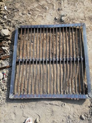 陜煤建設韓城分公司土建四項目部自制井蓋降成本