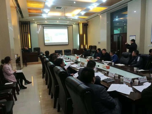 陜煤建設銅煤公司研發的“高空棧橋新型作業平臺”項目順利通過集團2019年度科研立項論證