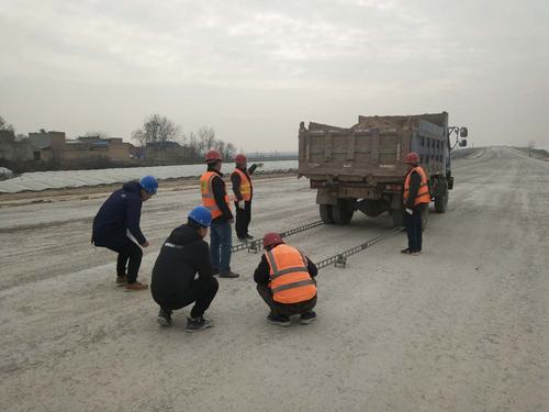 陜煤建設澄合分公司G242大荔過境公路建設工程水穩基層通過驗收