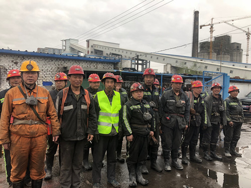 陜煤建設機電安裝公司神府項目部承建的5-2煤3#膠帶機安裝調試成功