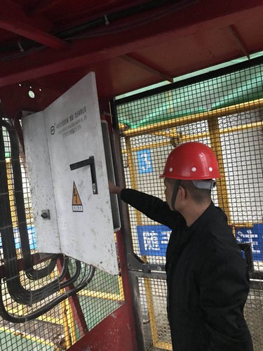 “百日會(huì)戰(zhàn)”中的銅煤建設(shè)人(三)