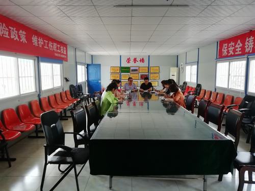 韓城分公司土建四項目部組織開展女職工維權活動初見成效