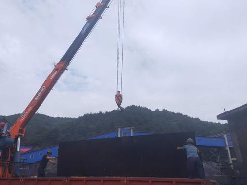 陜煤建設韓城分公司安裝第四項目部攻堅克難“強力”推進新源煤礦主斜井皮帶施工進度向前邁進