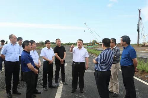 公司領導寧興剛、王寧、楊讓順深入渭南開沃項目檢查指導工作