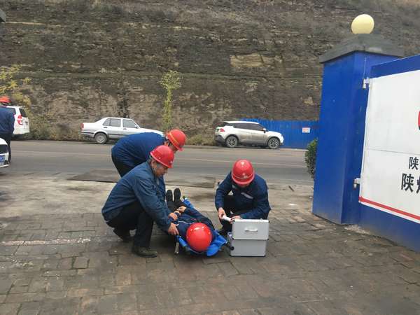 陜煤建設(shè)澄合分公司各單位共同開(kāi)展“消防日”活動(dòng)筑牢冬季防火線(xiàn)