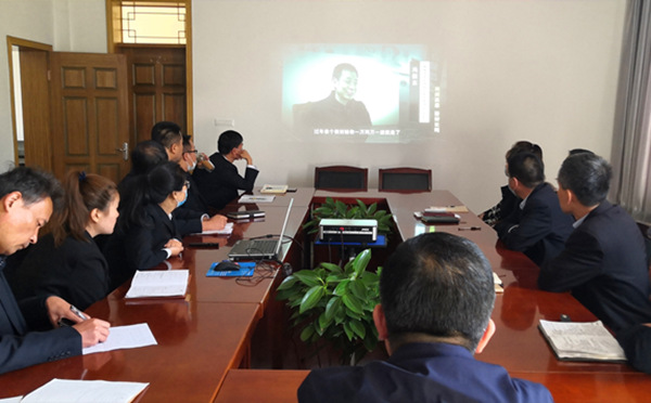 陜煤建設礦建三公司組織觀看《利劍高懸  警鐘長鳴》警示教育片