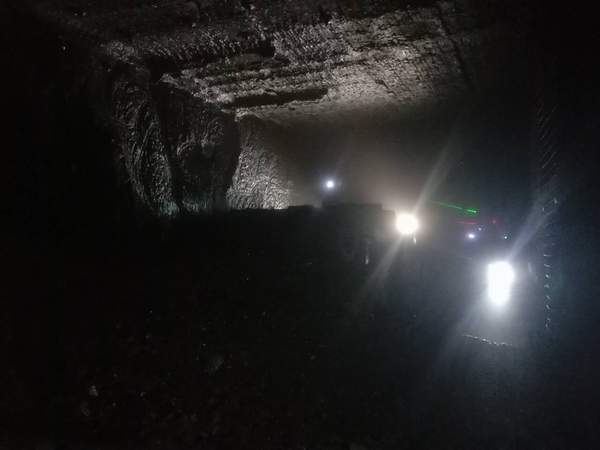 陜煤建設掘進公司：檸條塔項目部N3-1煤回風大巷延伸工作面與N3-1煤膠回聯巷順利貫通