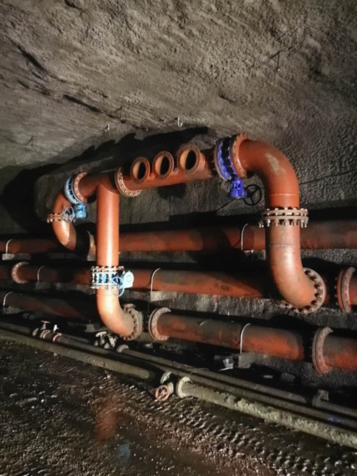 陜煤建設機電安裝公司神府項目部施工的涼水井管路順利完工