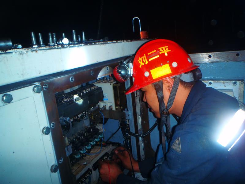 陜煤建設掘進公司:1207米!一機雙巷掘進再創佳績