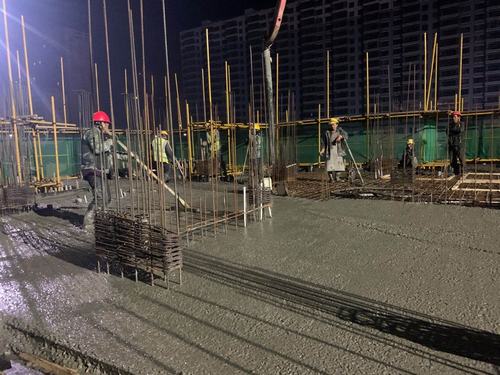 陜煤建設銅煤公司第一項目部金地華府項目大干熱潮迎風起，攻堅克難戰鼓擂