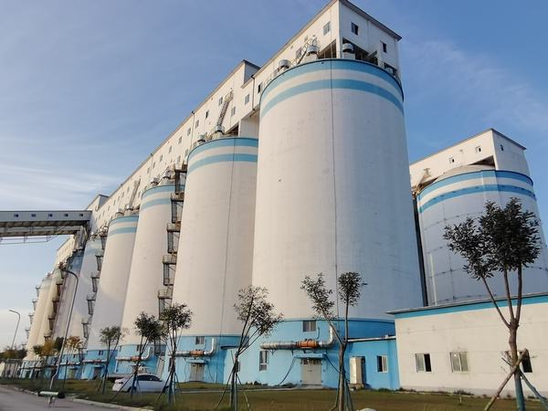 陜煤建設韓城分公司承建的小保當礦業兩項工程順利通過煤炭行業優質工程及“太陽杯”復查驗收