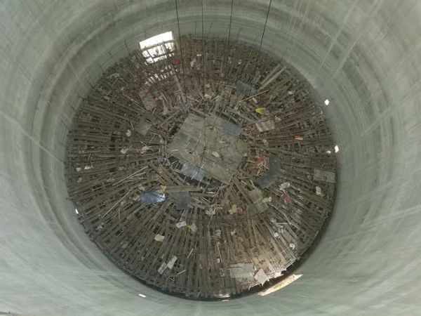 陜煤建設(shè)天工公司承建的中儲糧儲備倉項(xiàng)目神速降平臺創(chuàng)造新傳奇