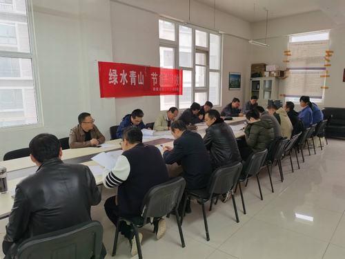 陜煤建設銅煤公司第二十三項目部承建銅煤一號居住區1、2、3#車庫順利通過驗收