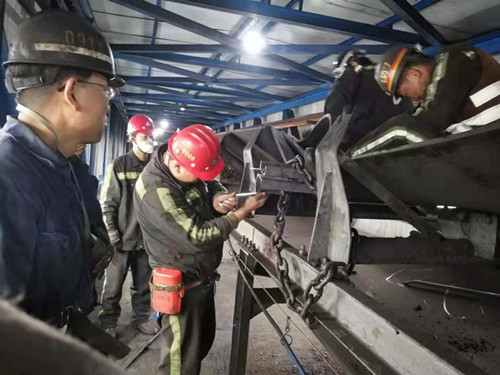 【春節一線報道】陜煤建設機電安裝公司春節完成黃陵二號礦111膠帶更換