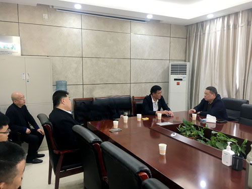 寧興剛、王寧在渭南梅園新村項目調(diào)研