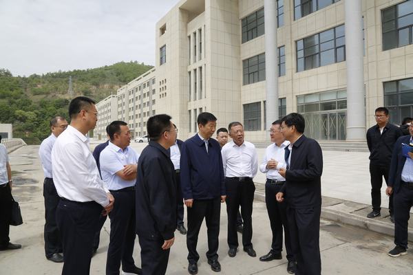 陜西省委常委、延安市委書記趙剛一行蒞臨陜煤建設(shè)礦建二公司車村項(xiàng)目部檢查指導(dǎo)工作