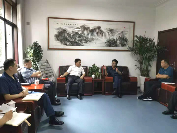 王明智、王寧赴陜鋼集團龍鋼公司座談交流