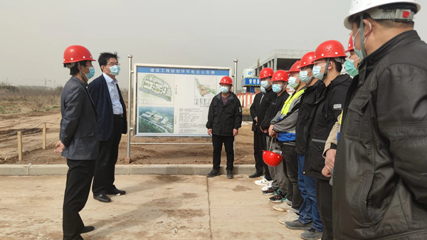 銅川市民政局副局長封長潮一行蒞臨銅川市社會福利精神病院項目指導工作