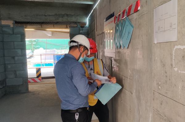 西安市住建局專家組一行蒞臨韓南韓北城中村改造DK4項目檢查指導(dǎo)工作