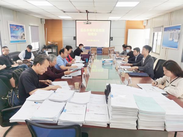 陜煤集團檔案資料督導(dǎo)組一行蒞臨藍山水岸（南北區(qū)）項目檢查指導(dǎo)工作