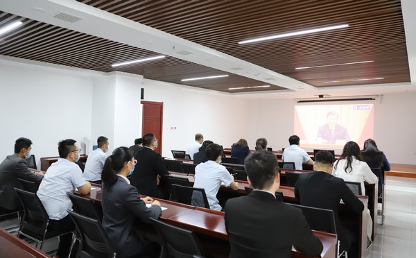 陜煤建設洗選煤運營公司組織觀看慶祝中國共青團成立100周年大會