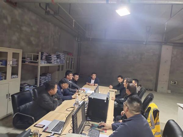 陜煤建設銅煤公司延安項目部開展“以青春之名愛崗敬業”主題討論活動