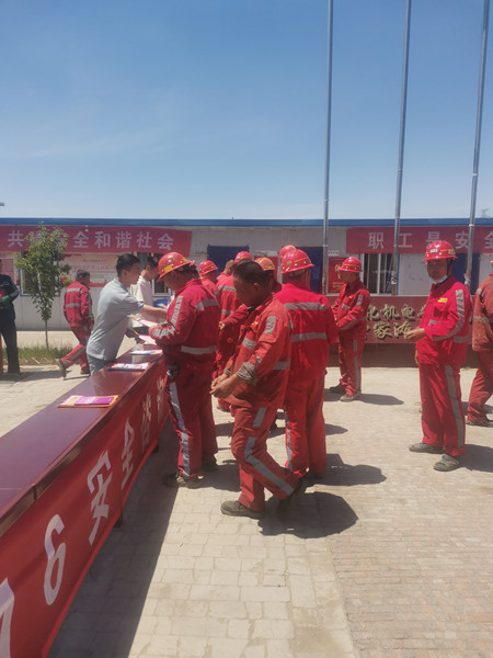 陜煤建設(shè)機電安裝公司曹家灘項目部多舉措烹制“營養(yǎng)餐”