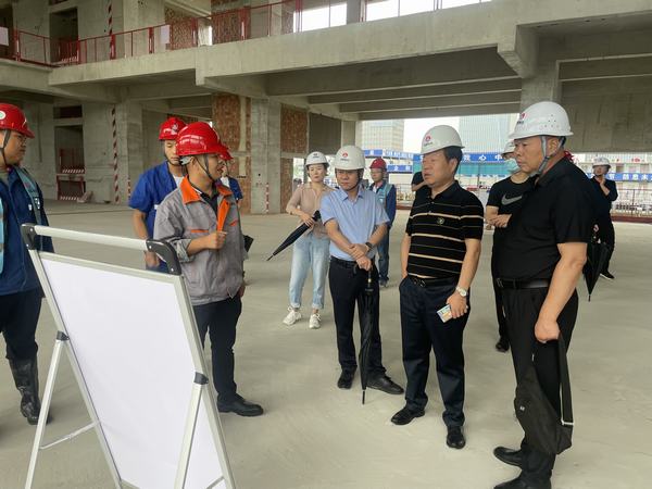 陜西秦銘鑫地置業(yè)有限公司蒞臨渭南分公司北斗星基項目考察項目進(jìn)展情況