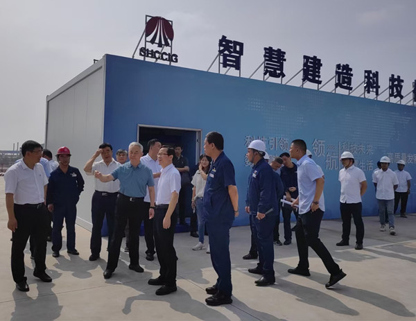 省國(guó)資委副主任韓紹安一行蒞臨陜鋼集團(tuán)龍鋼公司機(jī)械化綜合一次料場(chǎng)項(xiàng)目視察