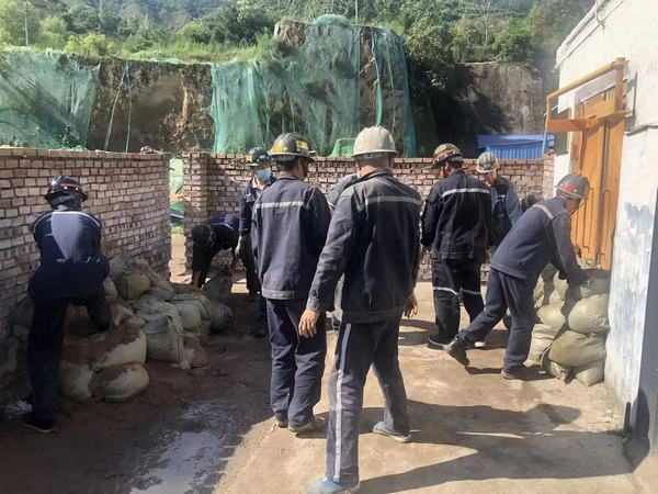 陜煤建設礦建二公司:防暑防汛“兩手抓” 雙管齊下促生產