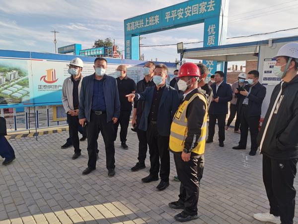 鄂托克旗旗委副書記、政府旗長王國泉一行蒞臨陜煤建設(shè)內(nèi)蒙古分公司第二項目部檢查指導工作