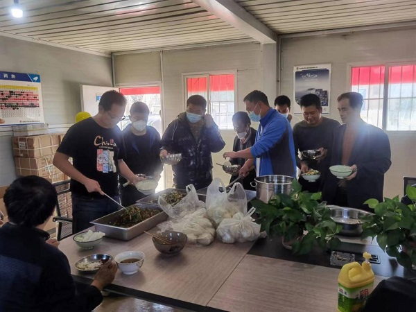 陜煤建設綠宇公司:蒲城倒班樓項目 嚴把質量促進度 加班加點趕工期