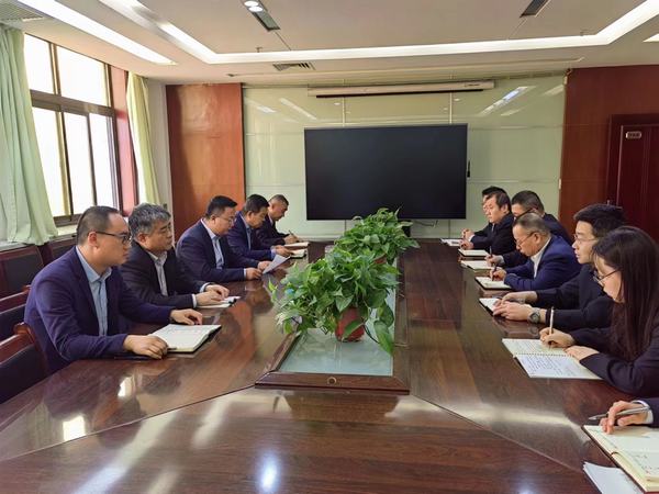 陜煤建設(shè)煤礦運營服務(wù)分公司召開干部大會