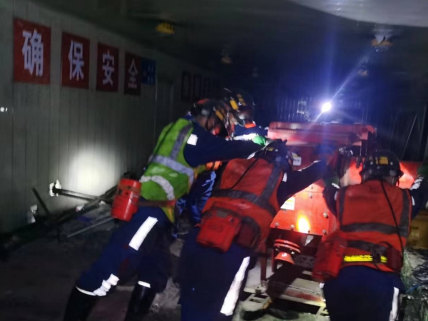 陜煤建設機電安裝公司檸條塔項目部：盡責擔當作為 綻放檢修風采