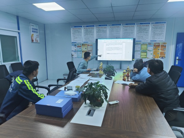 陜煤建設機電安裝公司：備戰供暖季 點“暖”這個冬天