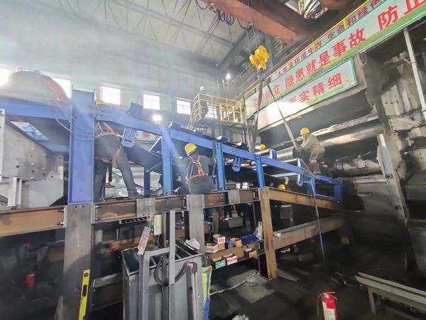 陜煤建設天工公司安裝一部：鏖戰48小時順利完成大佛寺煤礦動篩車間輸送機皮帶更換、新設備安裝任務
