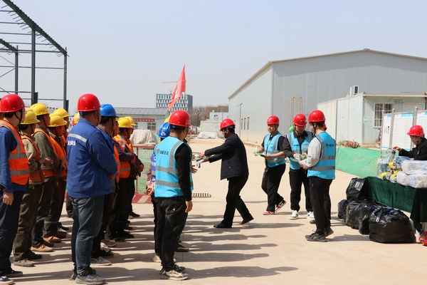 陜煤建設(shè)澄合分公司：關(guān)愛農(nóng)民工 工會(huì)在行動(dòng)