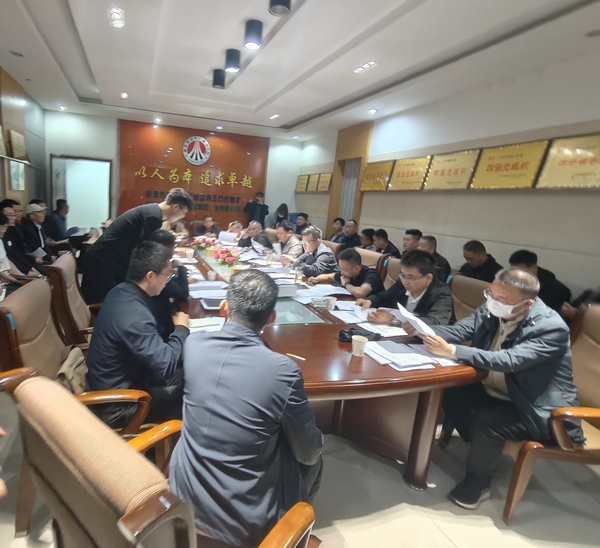 陜煤建設(shè)銅煤公司第三項目部承建的王石凹煤礦工業(yè)遺址公園游客服務(wù)中心項目順利通過竣工驗收