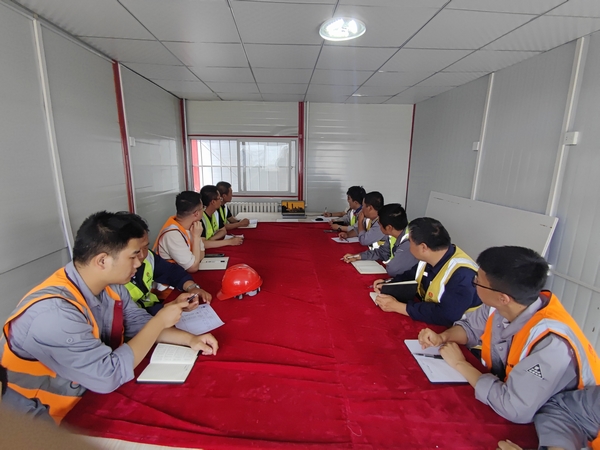 陜煤建設銅煤公司第十三項目部：精心調配安全餐 筑牢生產安全線