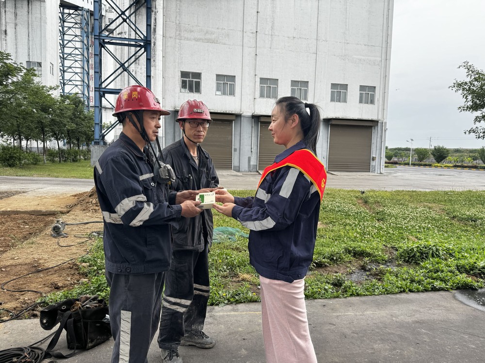 陜煤建設洗選煤運營公司澄合山陽運營項目部：備戰炙夏，降暑暖人心