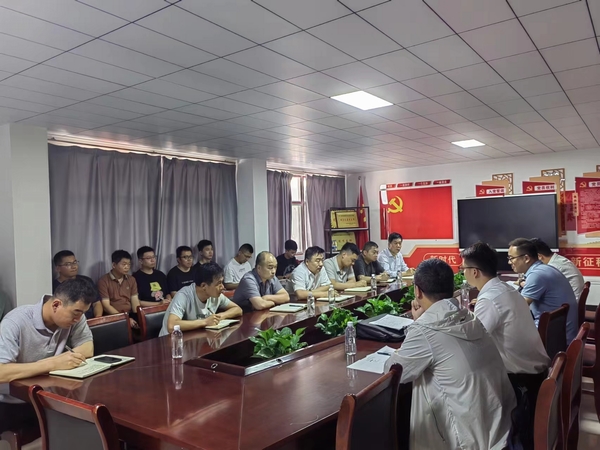 陜煤建設(shè)煤礦運(yùn)營服務(wù)分公司:“學(xué)思用”貫通 推動黨紀(jì)學(xué)習(xí)教育走深走實(shí)