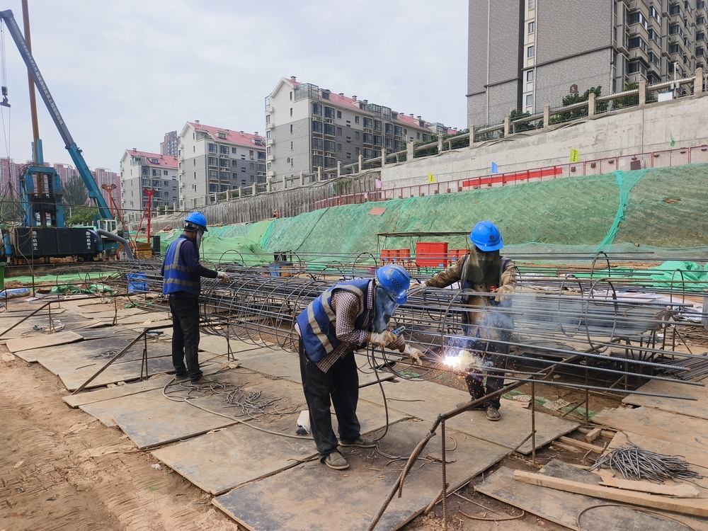 陜煤建設新龍城直屬項目部：高溫下的堅守