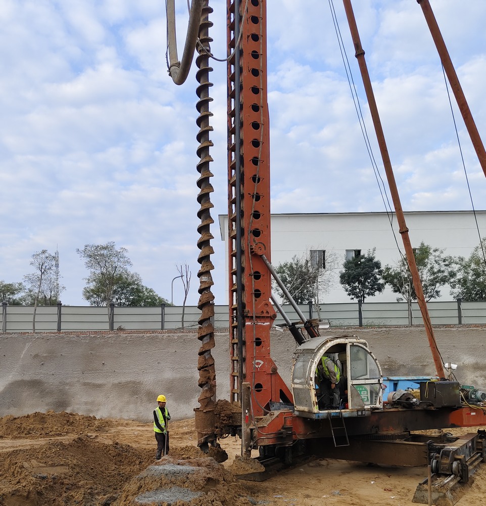 陜煤建設(shè)天工公司土建第十項(xiàng)目部：掛上“快車檔”，吹響建設(shè)“沖鋒號(hào)”